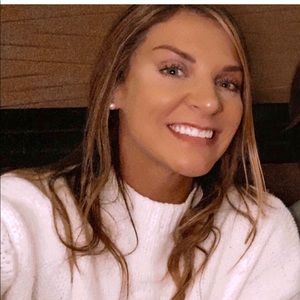 Meet your Posher, Jillian